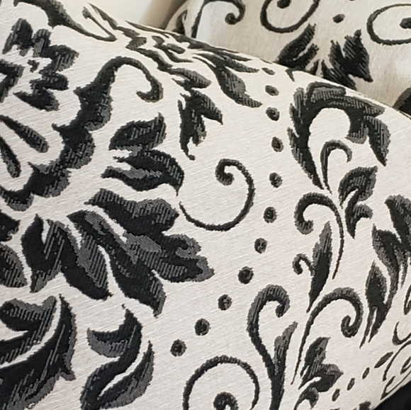Black &White Upholstery Accent Throw Pillow Cover Elegant Print 26"×16". - Picture 4 of 7